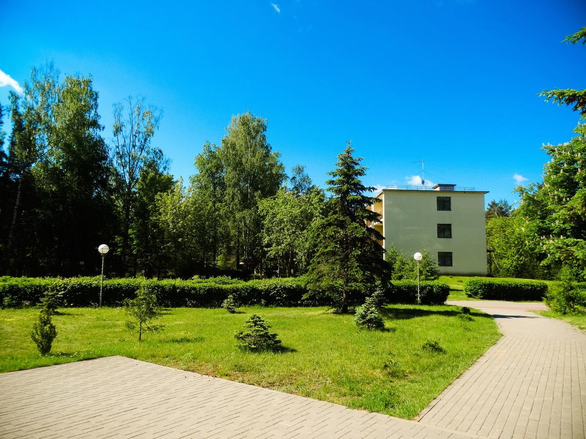 Санаторий Нарочанский берег Экстерьер фото